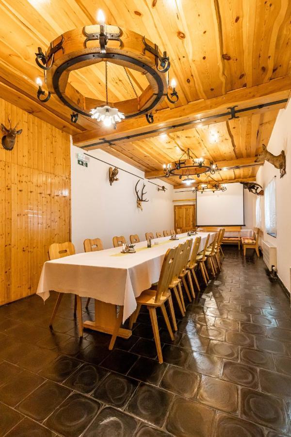 Horsky Hotel Rajska Bouda Malenovice  Buitenkant foto